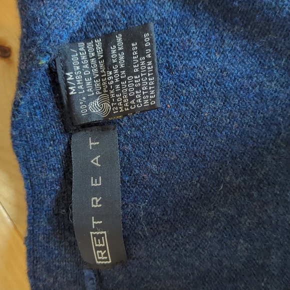 Navy wool vest - Picture 3 of 3